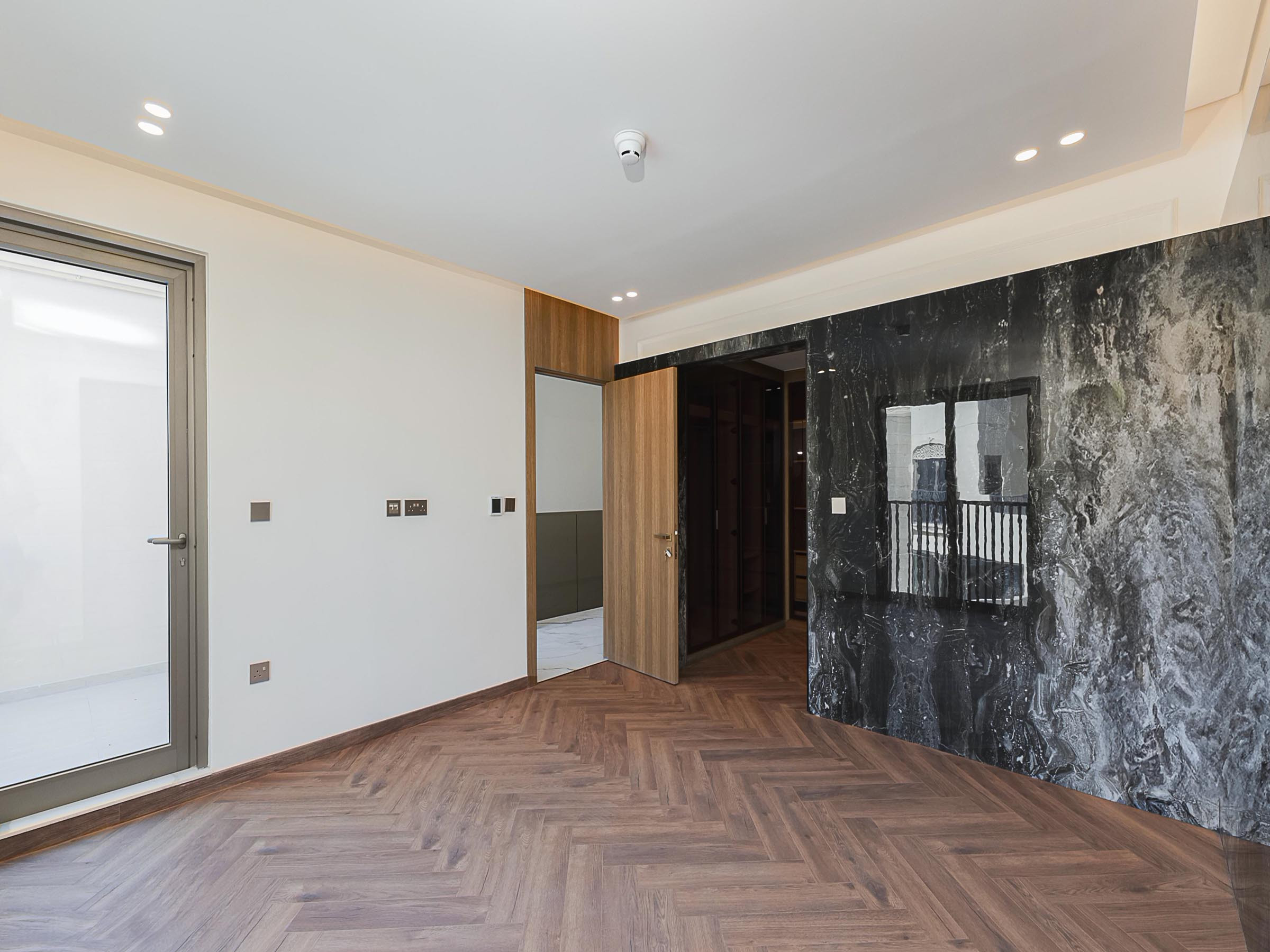 original_174722586520250514123105EH95E56Z7f