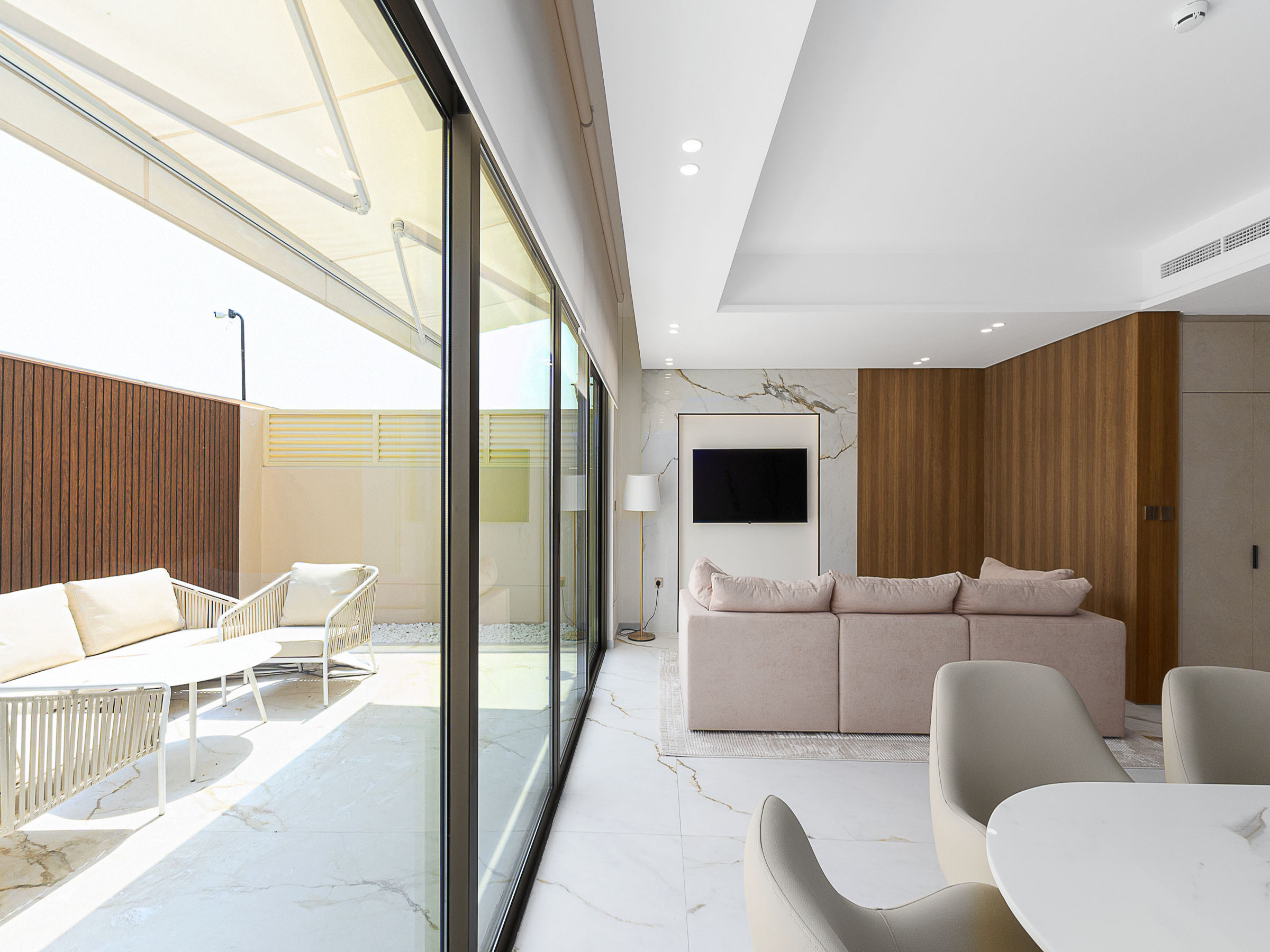 copy_original_175016062320250617114343qiS5qJW4UD